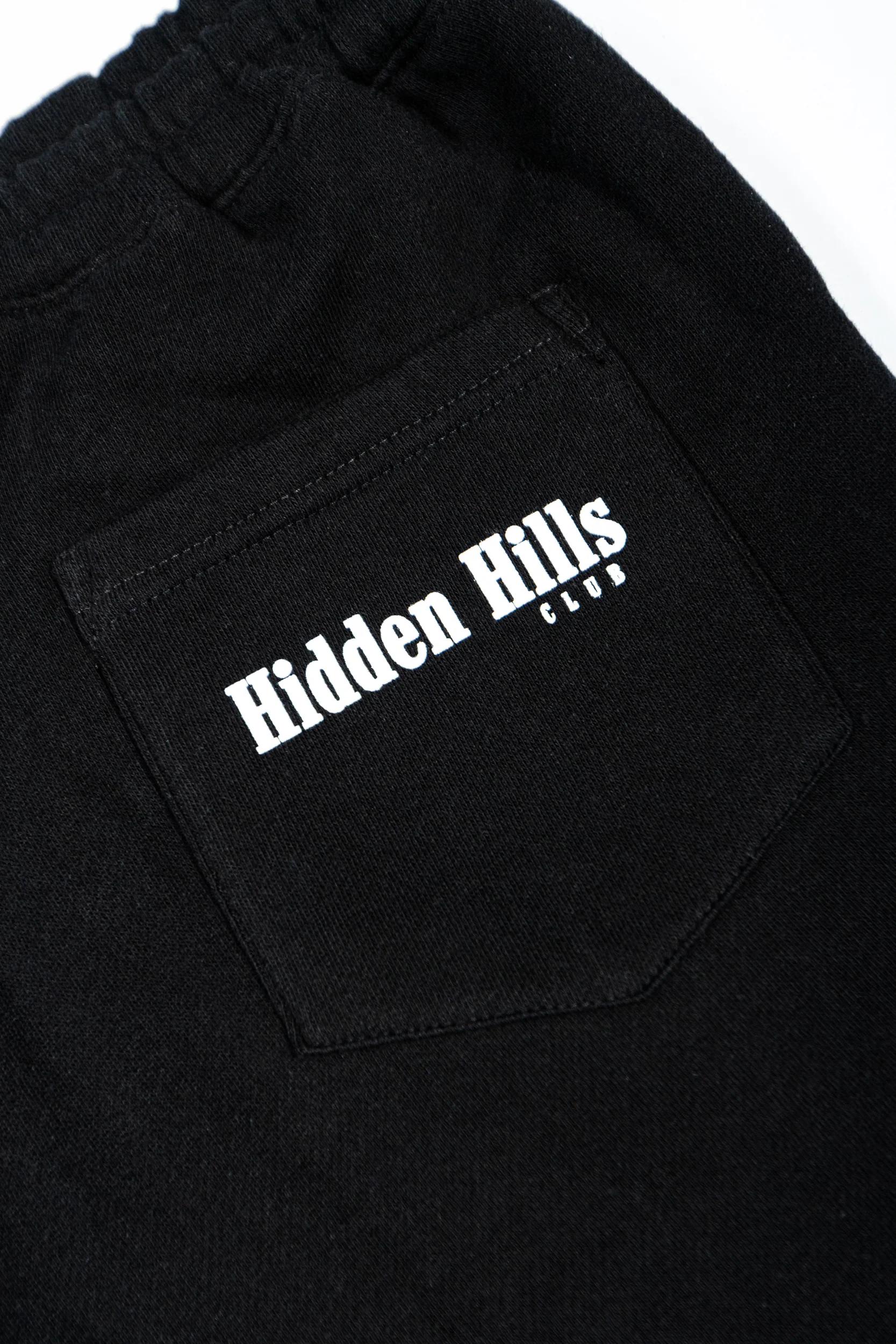 Hidden Short - Image 5